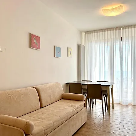 Emy Fronte Mare-carraro Immobiliare Jesolo-family *