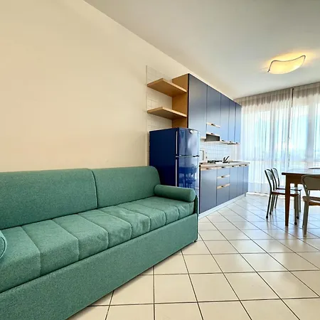 Emy Fronte Mare-carraro Immobiliare Jesolo-family *